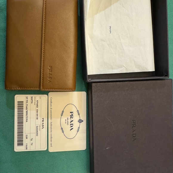 Authentic Prada Wallet - Picture 5 of 5